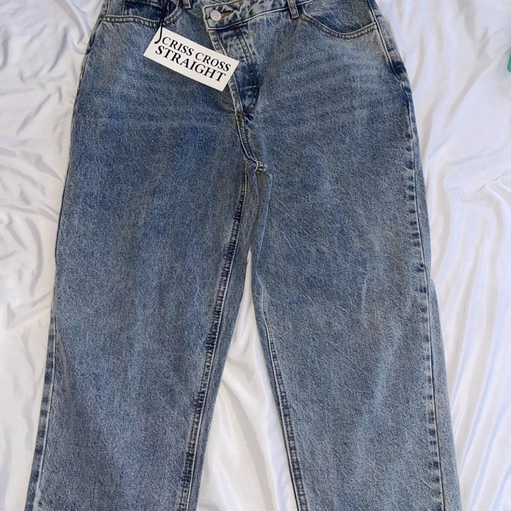 New Criss Cross Straight Blue Jeans